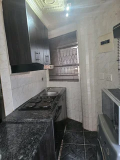 One bedroom garden cottage to Let