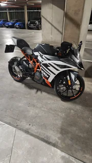 2021 KTM RC