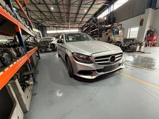 Beeline Spares Stripping Mercedes-Benz W205 C200 with M247 engine