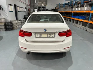 Beeline Spares stripping BMW  F30 320i, 328i, 320d