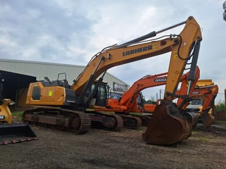 2022 Liebherr R945 S-SD (45ton) Excavator