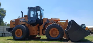 2004 CASE 821C Front End Loader