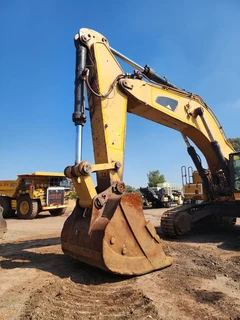 2014 CAT 390D LME (90ton) Excavator