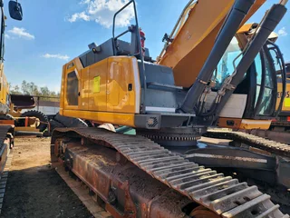 2022 Liebherr R945 S-SD (45ton) Excavator