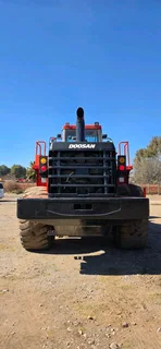 2007 Doosan Mega 400-V Front End Loader