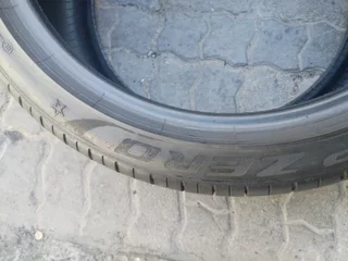 285/35/20 Pirelli pzero