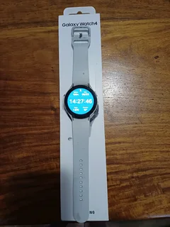 Green Samsung Galaxy A34 5G and included a Galaxy watch 4.Both items in good condition.(R1300)