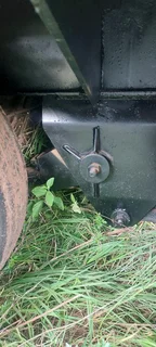 Triaxle low bed trailer