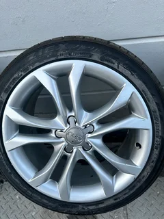 Audi S4 2011 OEM rims