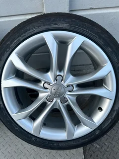 Audi S4 2011 OEM rims