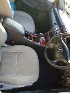 02 Mercedes C-Class