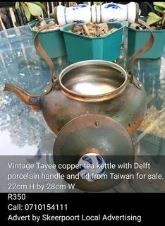 Vintage Tayee copper tea kettle with Delft porcelain handle and lid from Taiwan for sale