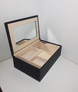 Vintage wooden Jewellery boxes for sale.