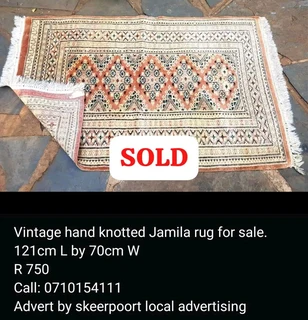 Vintage hand knotted Jamila rug for sale.