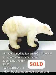 Vintage signed Italian 1952 large and heavy onyx polar bear sculpture for sale