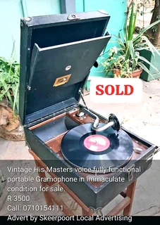 Vintage His Masters voice fully functional portable Gramophone in immaculate condition  for sale in