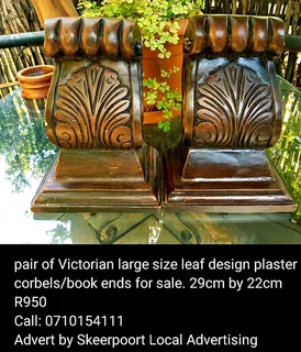 Pair of Victorian large size leaf design plaster corbels/bookends for sale