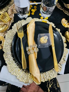 Decor background birthday party’s table set up