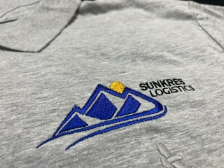 T-shirts golfers embroidery printing