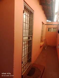 OUT BUILDING IN LENASIA  2 BEDROOM