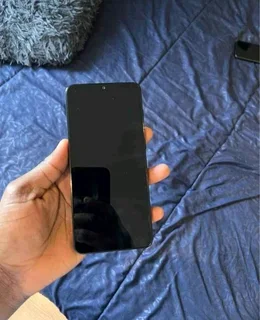 Samsung Galaxy A05Barely usedR1200I&#39;ve had it for 6 months, very good battrey life