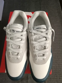 Air max 1 UK size 8 for sale Brand new for R2700