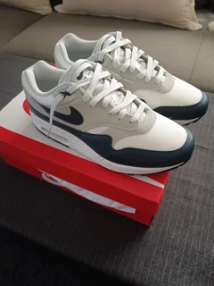 Air max 1 UK size 8 for sale Brand new for R2700