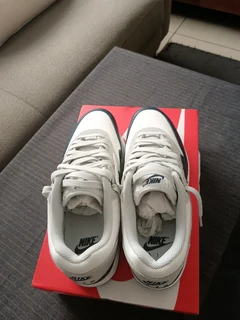 Air max 1 UK size 8 for sale Brand new for R2700