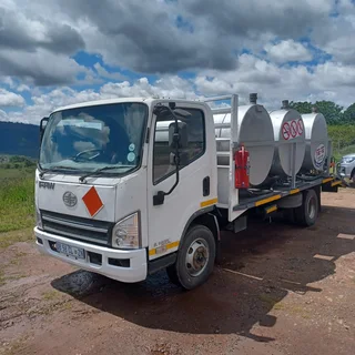 2016  FAW Flat deck with 3 x 2200 Lt tanks with pump and meter