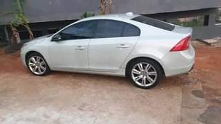 2012 Volvo s60 t4 1.6 T Automatic