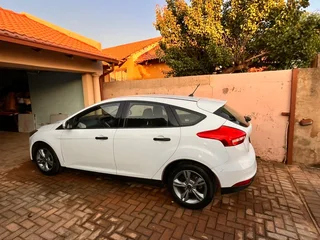 2017 Ford Focus Hatchback
