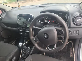 2019 Renault Clio Sedan