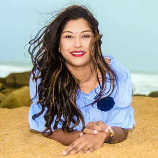 Photo-shoots-Single, Couple, Family and Surprise Proposal Photo-shoots at affordable prices