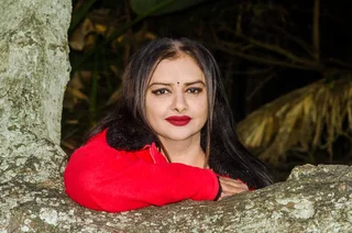 Elegant and Beautiful Portrait Photo-shoots done in the comfort of your own home or a park or beach