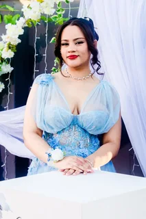 Elegant and Beautiful Portrait Photo-shoots done in the comfort of your own home or a park or beach