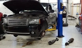 Land Rover Diagnostics Specialist and Mechanic Services in Cape Town
