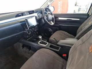 2023 Toyota Hilux Single Cab 4X4 AT