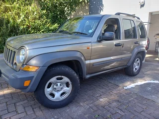 2005 Jeep Cherokee 3.7L SUV