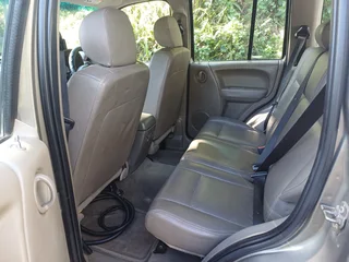 2005 Jeep Cherokee 3.7L SUV