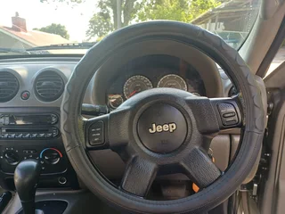 2005 Jeep Cherokee 3.7L SUV