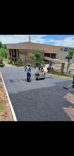 Tar driveways,roads,parkings and more