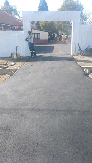 Tar driveways, parking&#39;s and patches