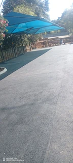 Smooth Tar ,driveways and Parkings
