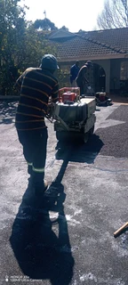 Smooth Tar ,driveways and Parkings