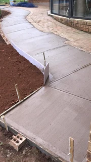 Concrete driveways and Parkings