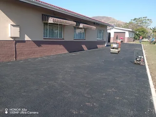 Tar driveways, parking&#39;s and Resurfacing