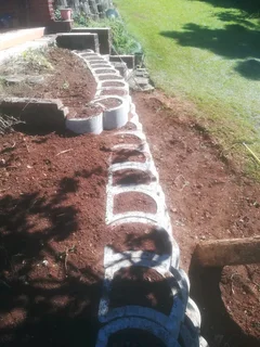 Tar, Paving, Concrete, Retaining wall and Carports