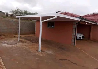 Tar, Paving, Concrete, Retaining wall and Carports