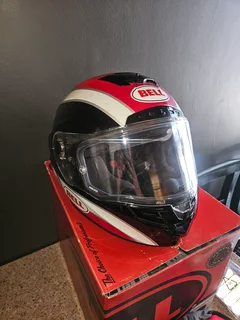 BELL MOTORCYCLE/BIKE HELMET