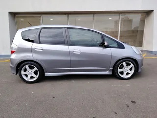 Automatic Honda Jazz 1.5i Ex-Sport